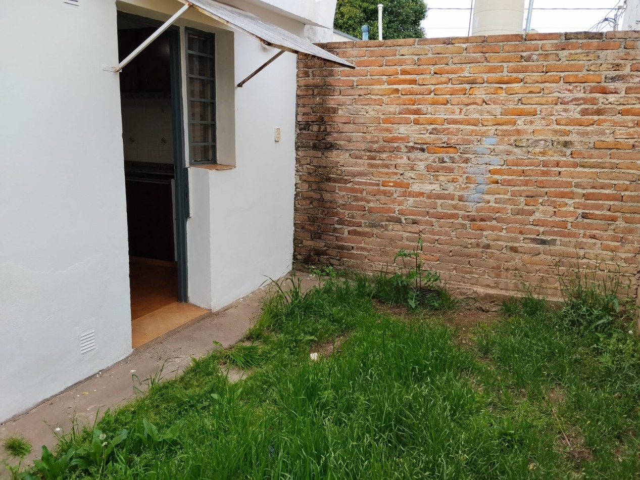 Los platanos, hermosa propiedad externa, muy linda zona.- 