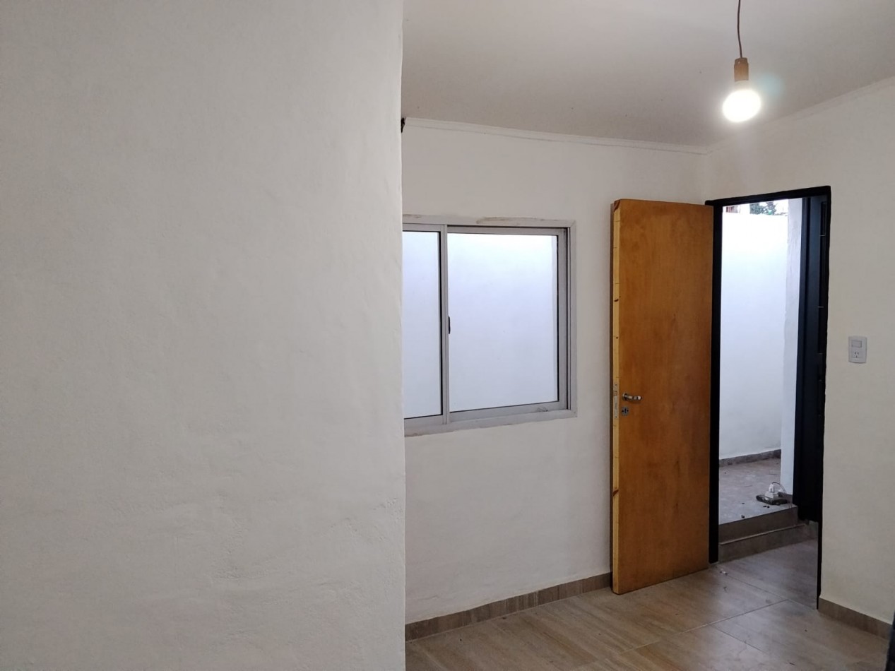 ALTO ALBERDI, " HERMOSO DEPARTAMENTO EXTERNO"