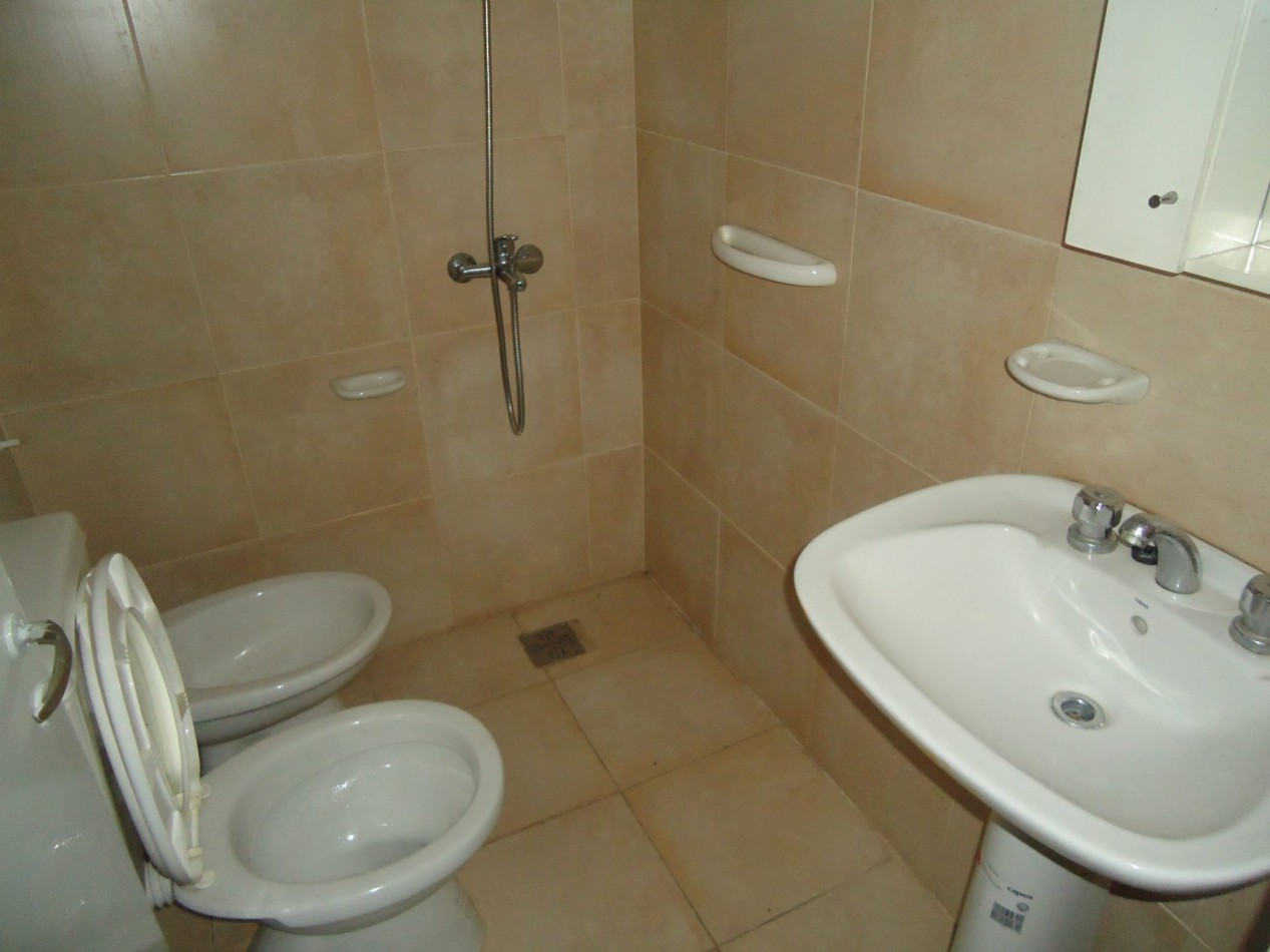 ALTO ALBERDI, Departamento externo.- 