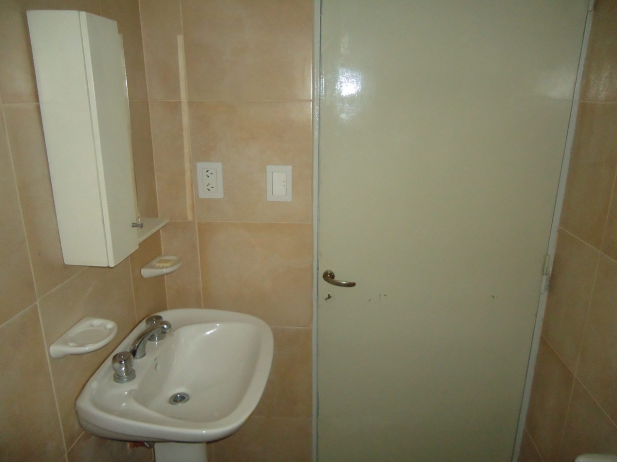 ALTO ALBERDI, Departamento externo.- 