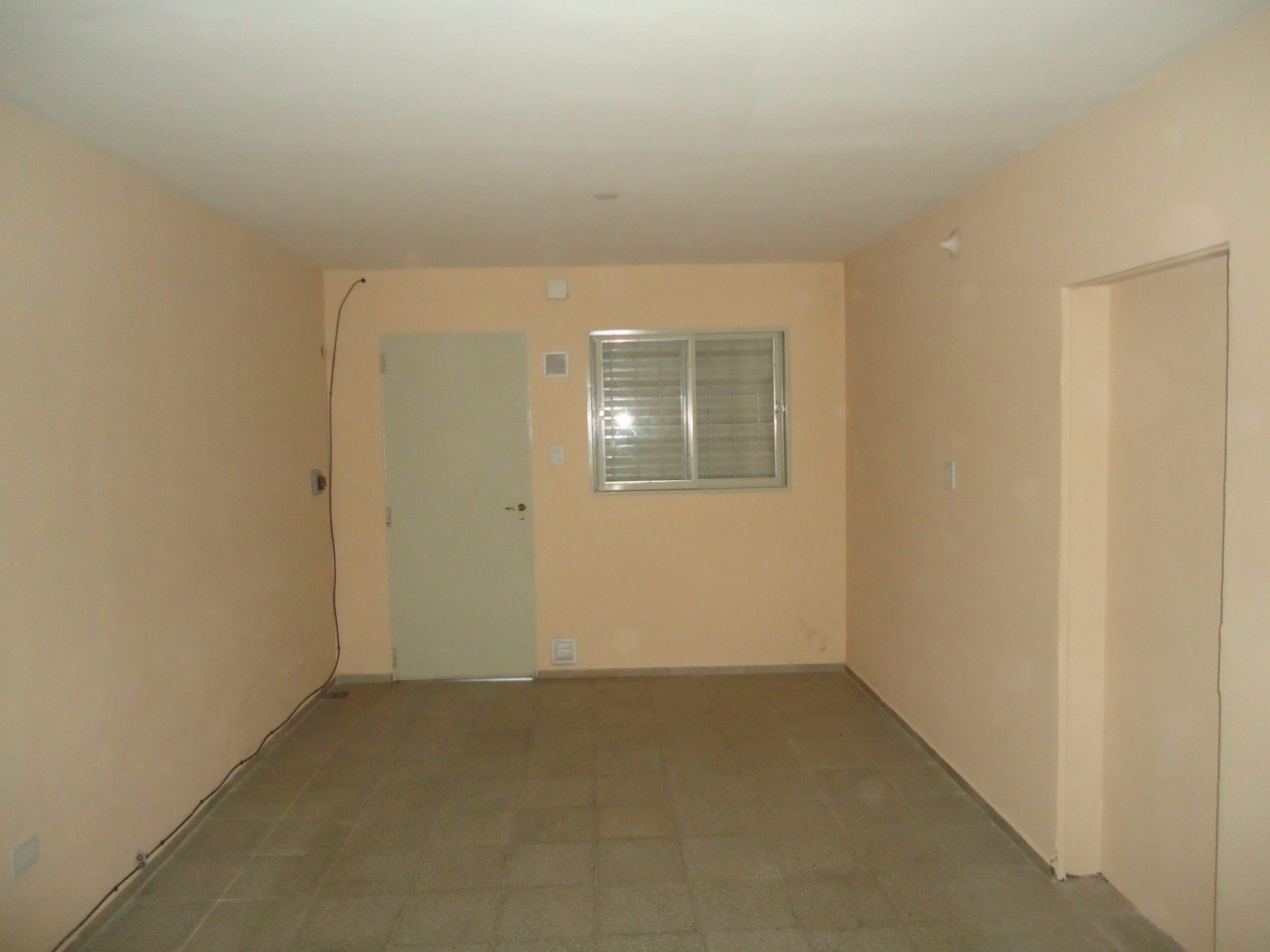 ALTO ALBERDI, Departamento externo.- 