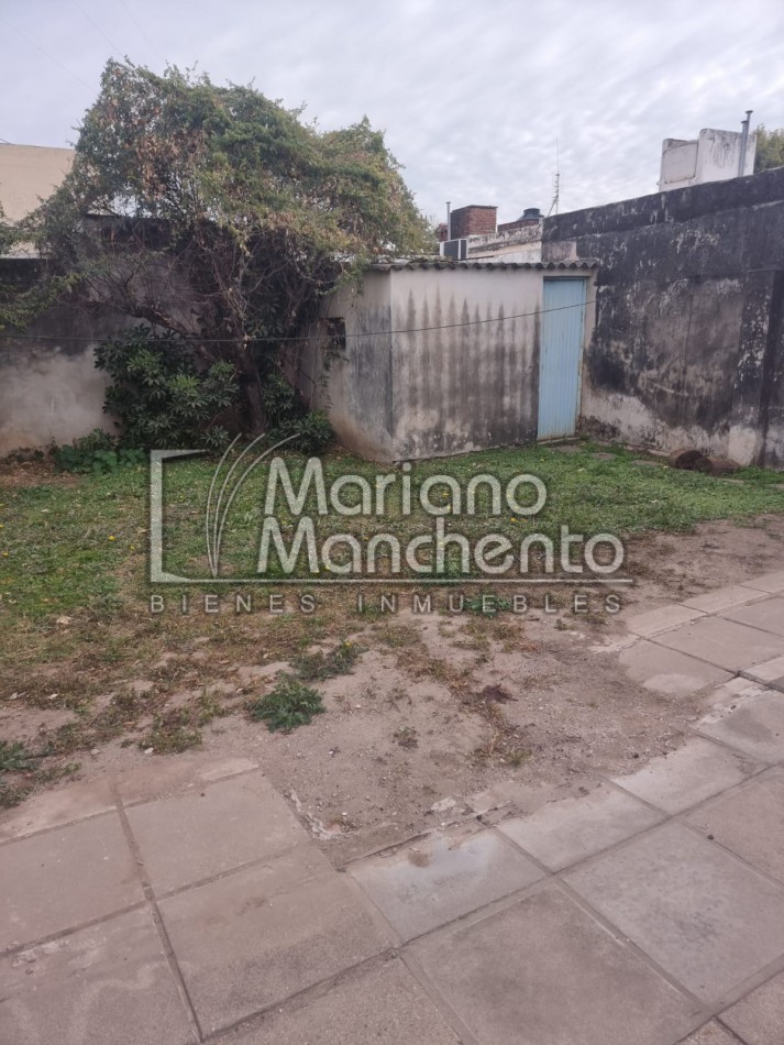 BARRIO LOS NARANJOS, CASA PARA LA VENTA 