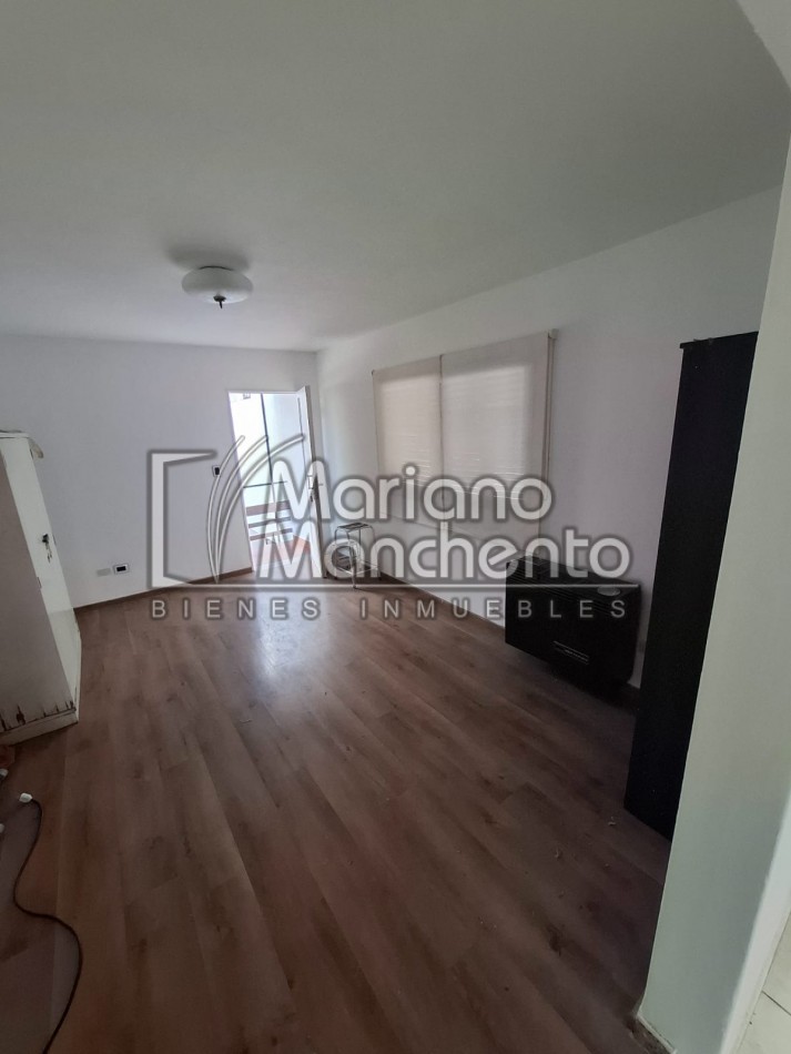 SE ALQUILA DEPARTAMENTO PLANTA ALTA EN BARRIO PARQUE CAPITAL