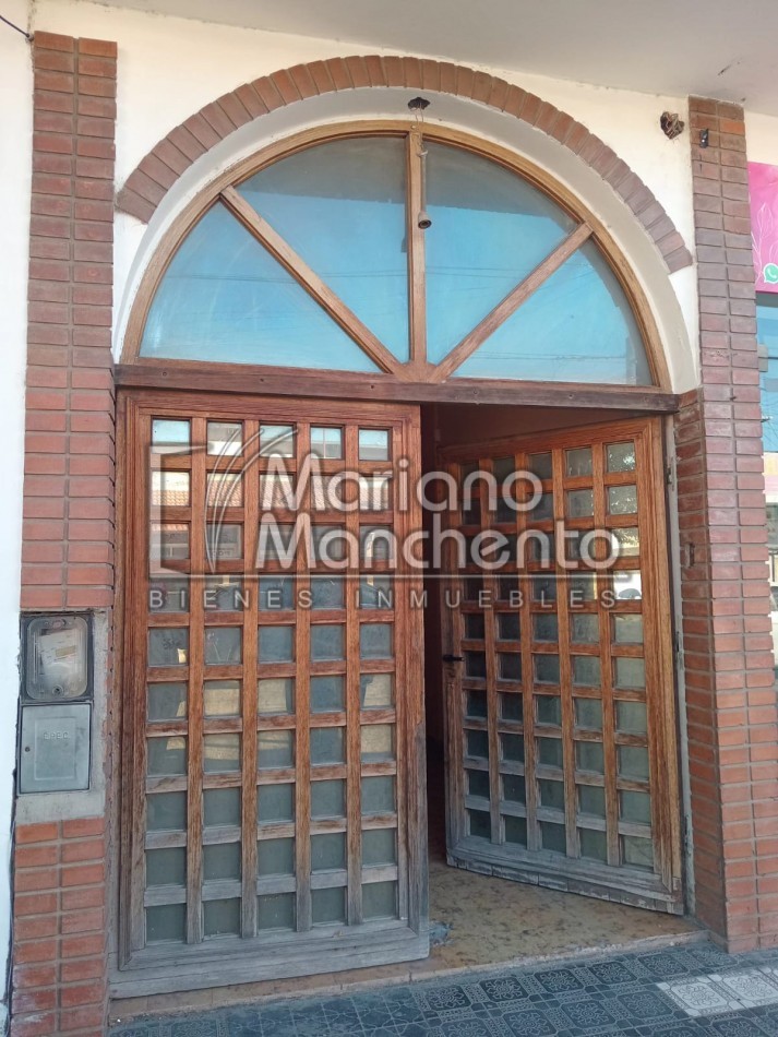 BARRIO LOS PLATANOS, DEPARTAMENTO EN PLANTA ALTA PARA ALQUILAR