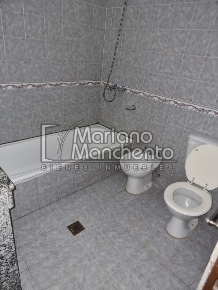 SE VENDE EXCELENTE DUPLEX EN COMPLEJO CERRADO