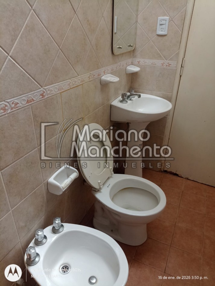 BARRIO ROSEDAL SE VENDE DEPARTAMENTO PH AMPLIO A METROS DE RUTA 20