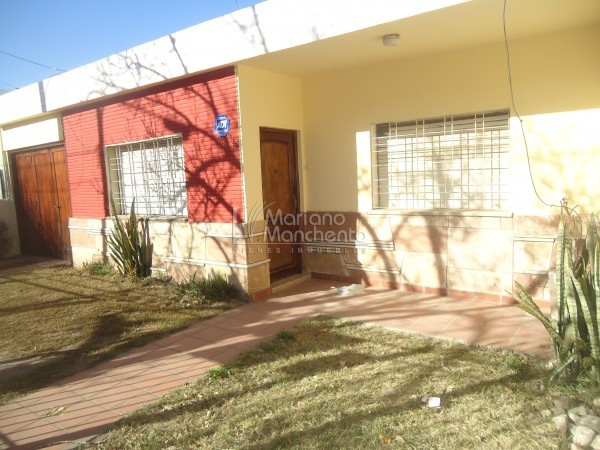 Bo Los naranjos, oportunidad zona colegio Loreto. ( FINES DE OCTUBRE LA DISPONIBILIDAD) 