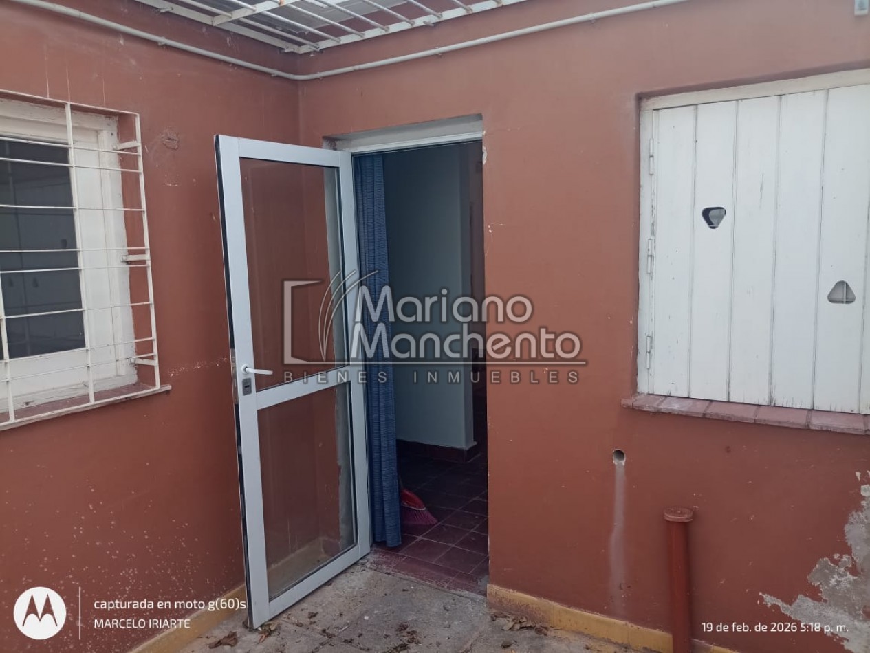 BARRIO ROSEDAL SE VENDE DEPARTAMENTO PH AMPLIO A METROS DE RUTA 20