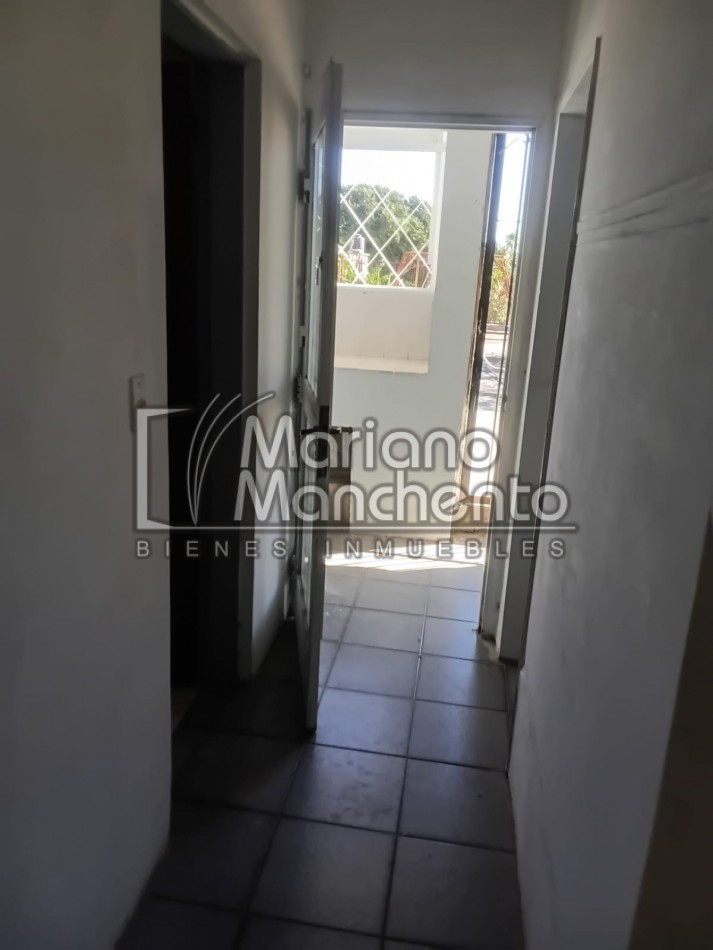 BARRIO LOS PLATANOS, DEPARTAMENTO EN PLANTA ALTA PARA ALQUILAR