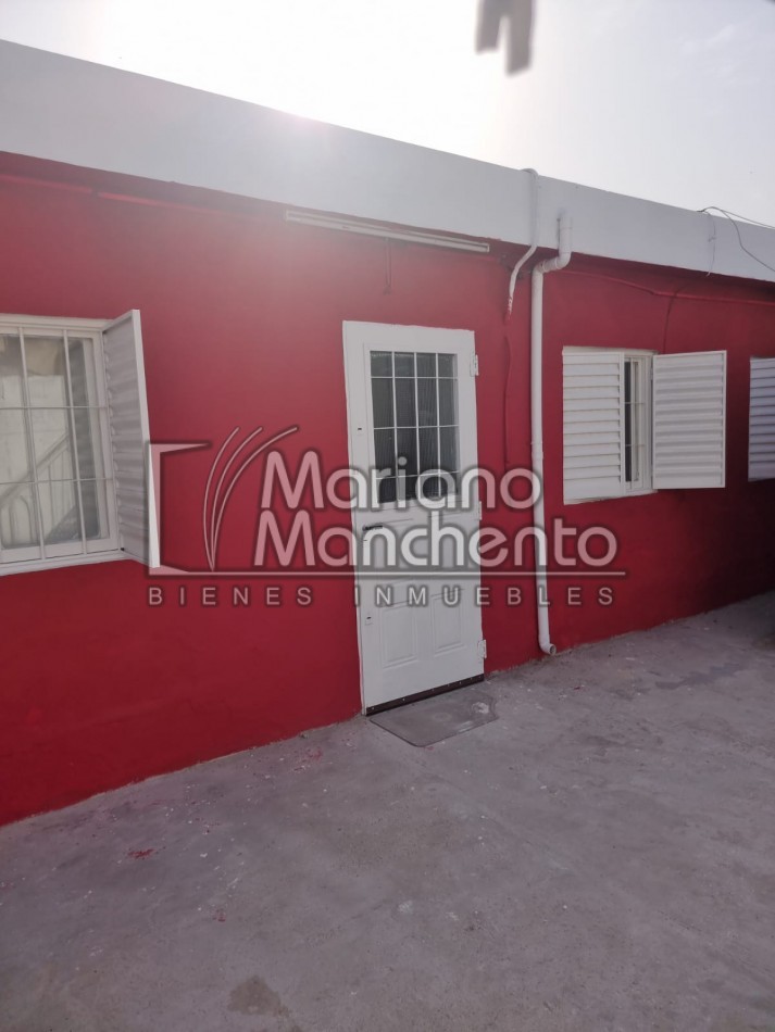 BARRIO LAMADRID, SE AQUILA DEPARTAMENTO INTERNO EN PLANTA ALTA " nuevo precio" 