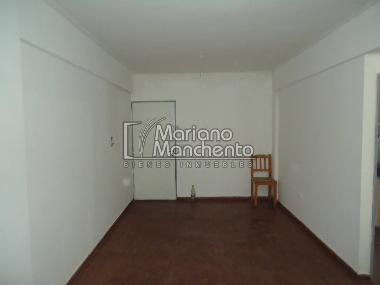 Bo Colon, a metros de Av. sabattini.-OPORTUNIDAD CON RENTA.- 