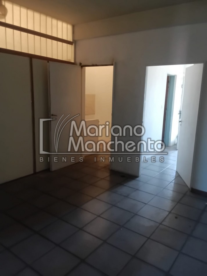 BARRIO LOS PLATANOS, DEPARTAMENTO EN PLANTA ALTA PARA ALQUILAR