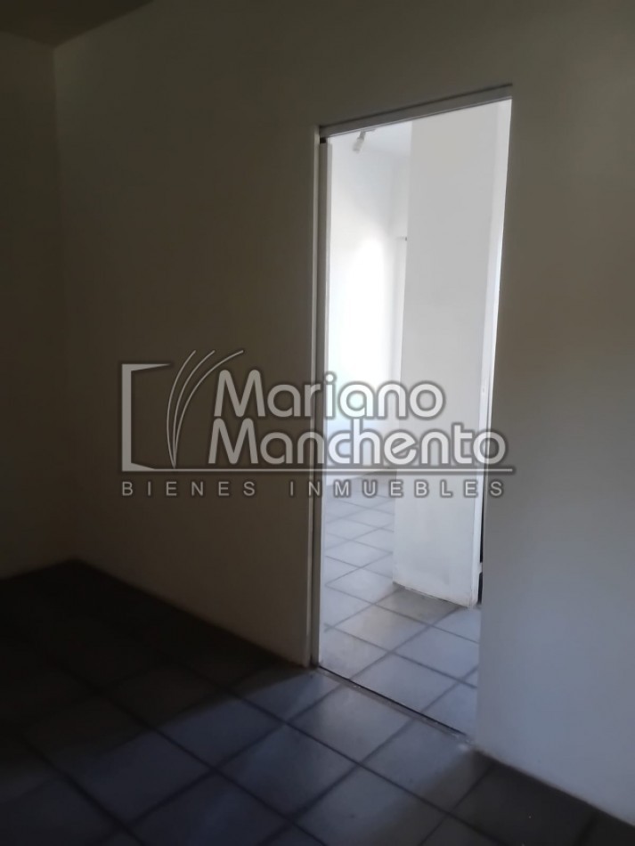 BARRIO LOS PLATANOS, DEPARTAMENTO EN PLANTA ALTA PARA ALQUILAR