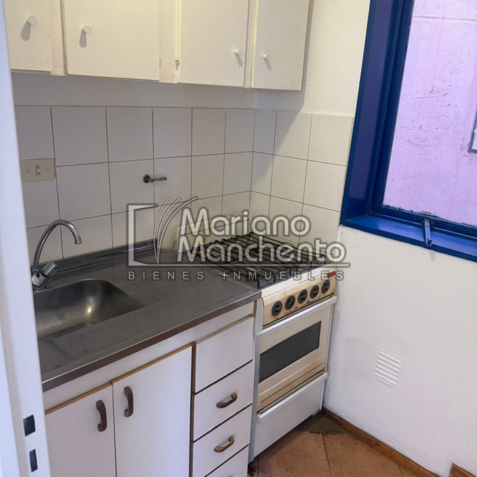 BARRIO ALBERDI, DEPARTAMENTO EN ALQUILER EN PRIMER PISO