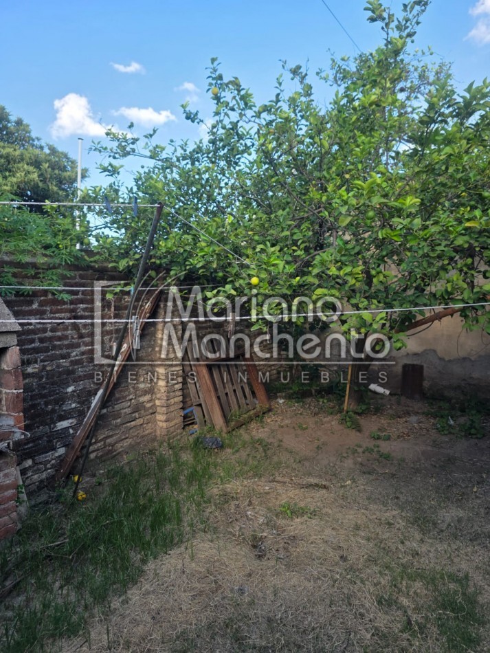 BARRIO SAN RAFAEL, SE VENDE CASA CON LOCAL COMERCIAL