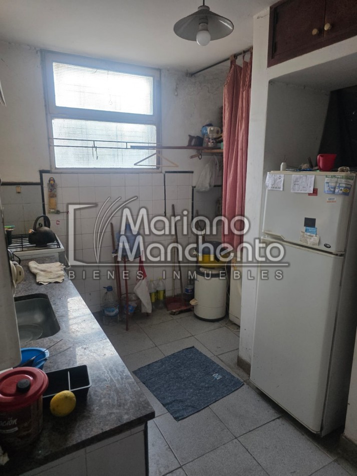 BARRIO SAN RAFAEL, SE VENDE CASA CON LOCAL COMERCIAL