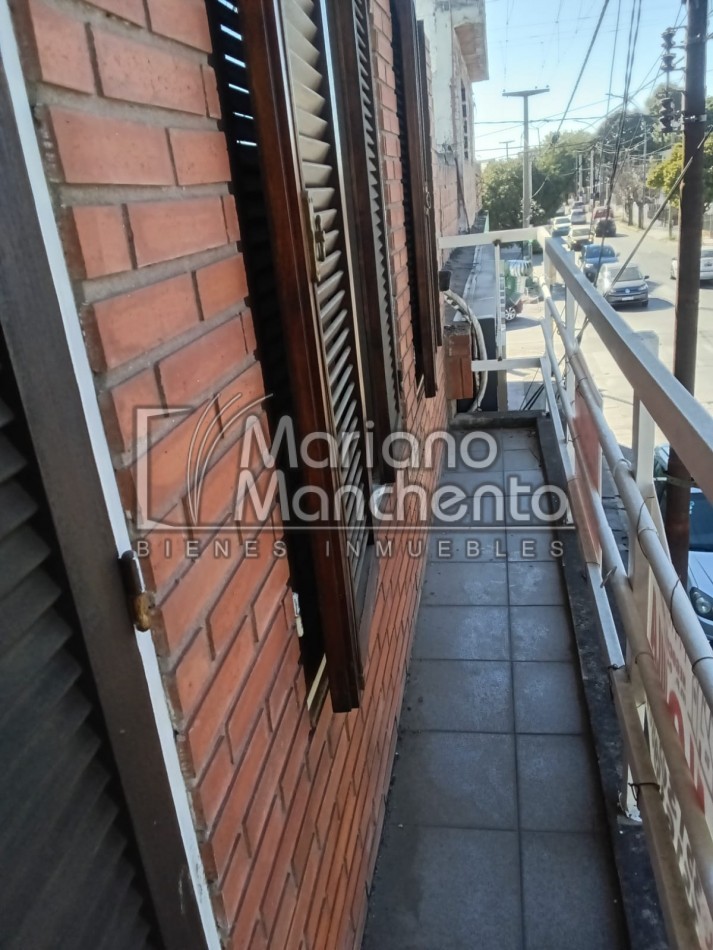 BARRIO LOS PLATANOS, DEPARTAMENTO EN PLANTA ALTA PARA ALQUILAR
