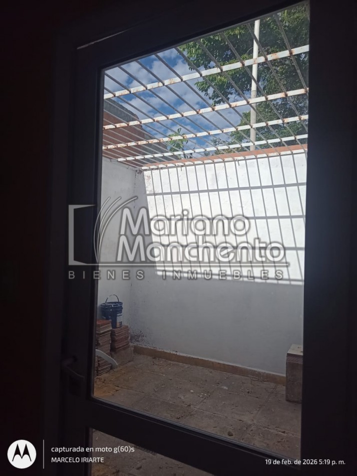 BARRIO ROSEDAL SE VENDE DEPARTAMENTO PH AMPLIO A METROS DE RUTA 20