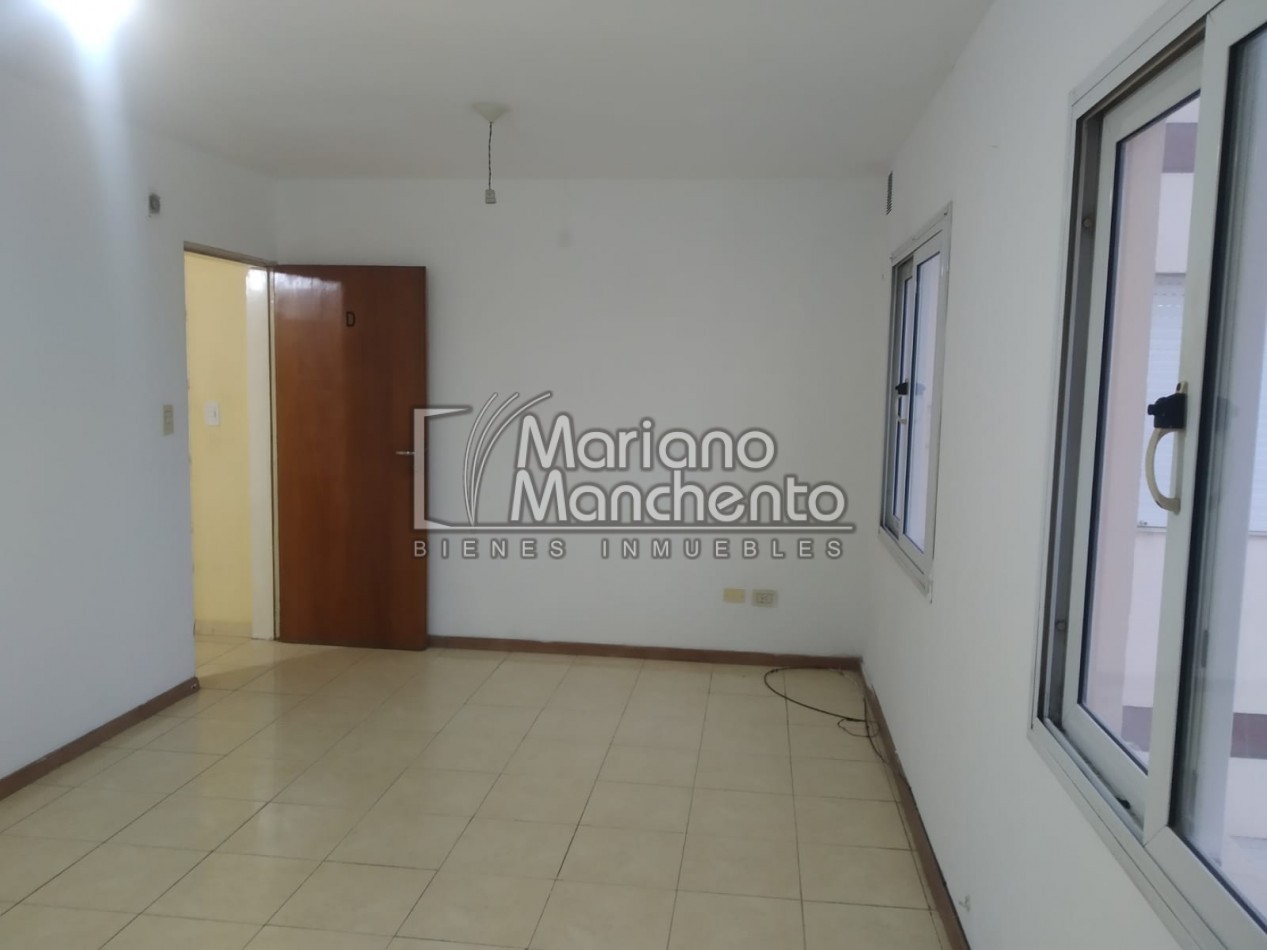 BARRIO OBSERVATORIO, SE VENDE DEPARTAMENTO 2DO PISO "D"