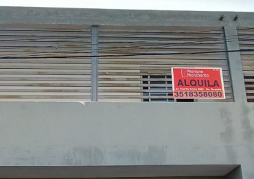 Las Palmas, departamento en complejo.-