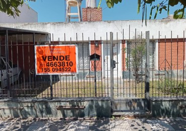 Se Vende Casa para Reciclar en Barrio Los Naranjos, OPORTUNIDAD PARA INVERSION 