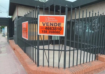 EXCELENTE UBICACION, SE VENDE CASA CON LOCAL COMERCIAL