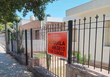 ALQUILER, Acogedora Casa en Barrio ATE: A Solo Dos Cuadras de Ruta 20.- DISPONIBLE ENERO 2025.-