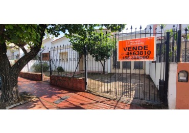 B° CRISOL NORTE, HERMOSA ZONA Y BUEN ENTORNO DE VIVIENDAS.- 