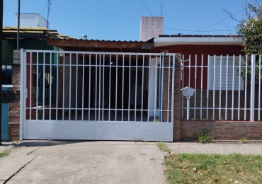 B° Rene Favaloro ( hermosa propiedad, zona barrio Matienzo) 