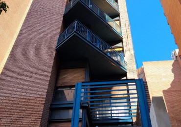 NUEVA CORDOBA, MEJOR ZONA.- IMPECABLE