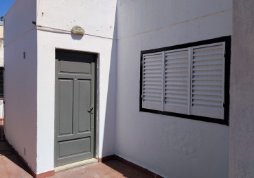 Los platanos, departamento interno, complejo con otros departamentos.- 