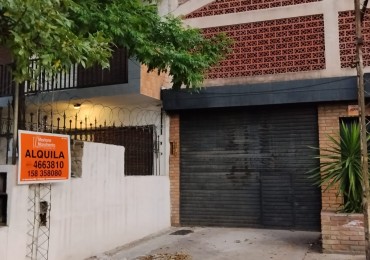 Sobre ruta 20 " Espectacular galpon" B° Villa Adela.-  