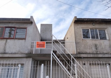 BARRIO LOS GRANADOS, DEPARTAMENTO PLANTA ALTA PARA ALQUILAR