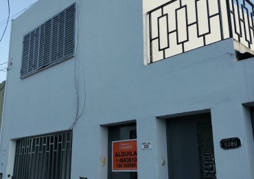 Los platanos, impecable departamento planta alta.- 