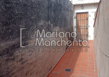 BARRIO ROSEDAL SE VENDE DEPARTAMENTO PH AMPLIO A METROS DE RUTA 20
